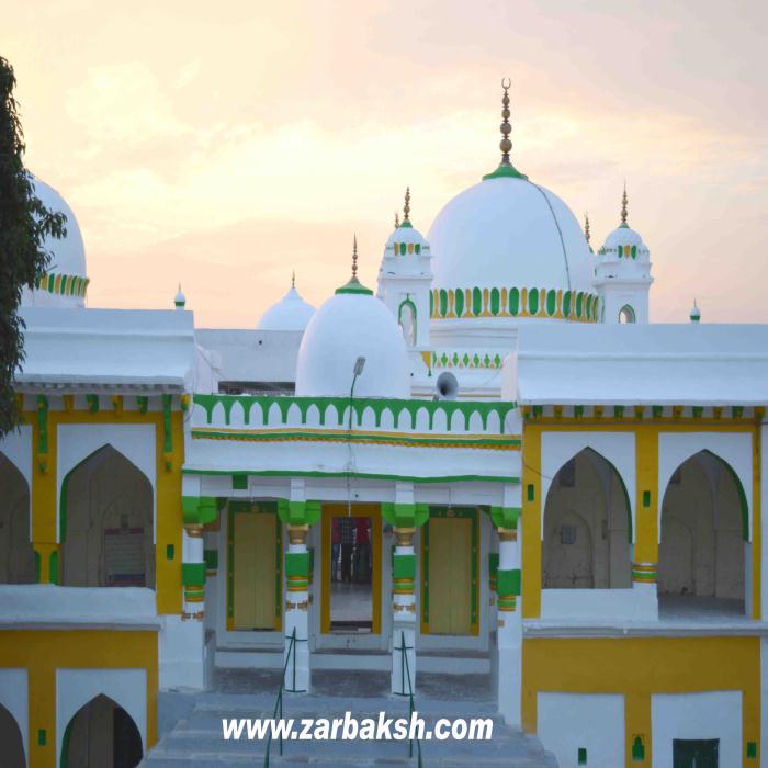 The Beautiful View of Hazrat khawaja Shaikh Muntajbuddin Zar Zari Zar Baksh Dulha(RH). Dargah