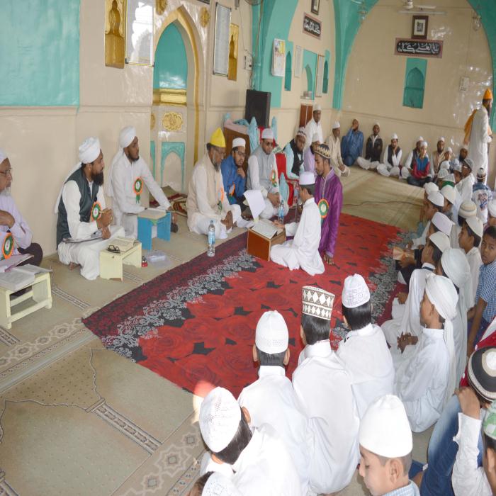 Dargah Zar Zari Baksh in 1990