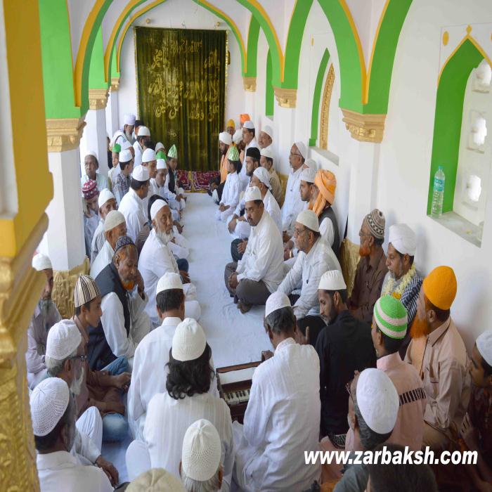 Fateha at Dargah Sharif